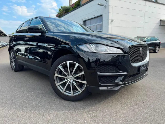 Jaguar F-Pace 2.0d Pure AWD Automatik