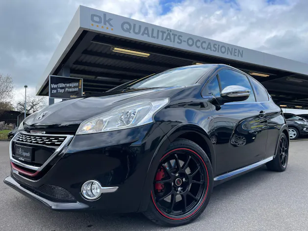 PEUGEOT 208 1.6 Turbo GTi