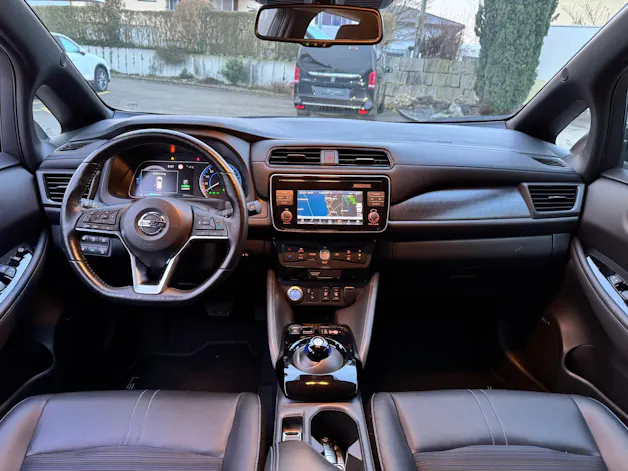 NISSAN Leaf Acenta (incl. batt)