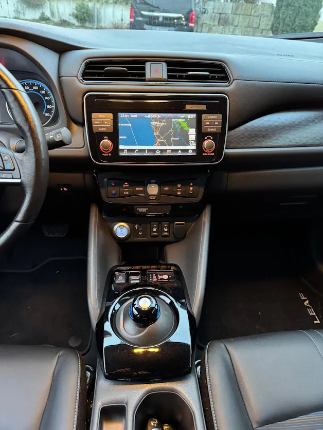 NISSAN Leaf Acenta (incl. batt)
