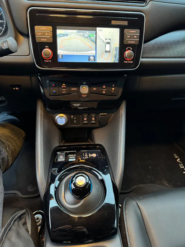 NISSAN Leaf Acenta (incl. batt)