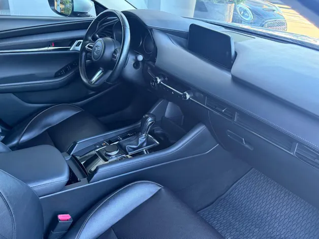MAZDA 3 Sedan SKYACTIV-X M Hybrid 186 Revolution Automat
