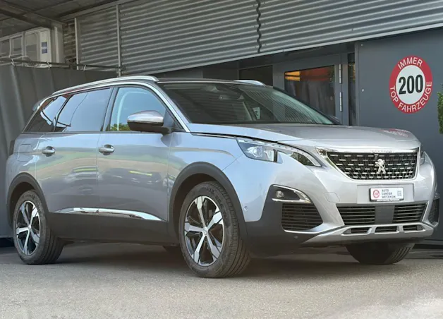 PEUGEOT 5008 1.5 BlueHDi Allure EAT