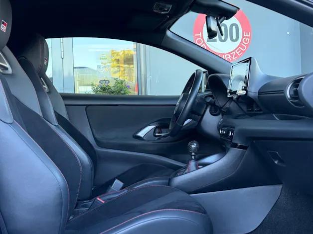 Toyota Yaris 1.6 GR Sport