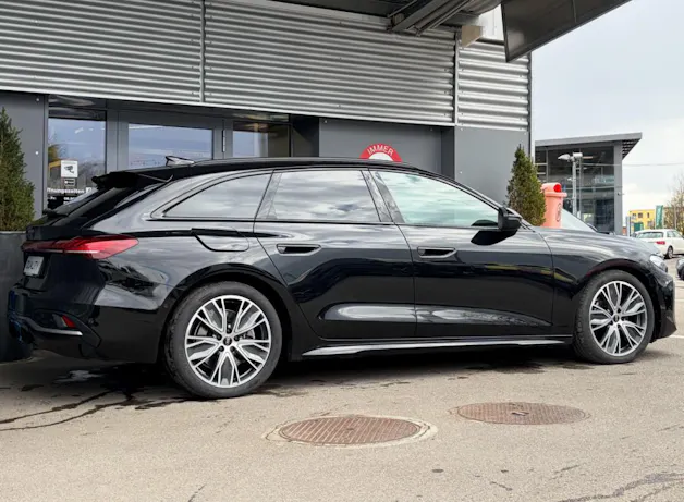 AUDI A5 Avant TDi quattro S line Edition One