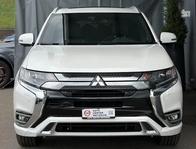Mitsubishi Outlander 2.4 PHEV Diamond 4WD Automatic