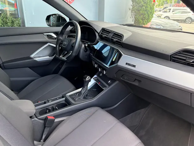AUDI Q3 40 TDI quattro S-tronic