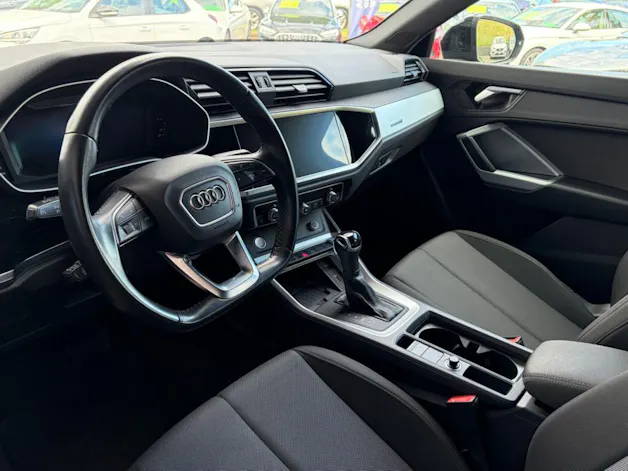 AUDI Q3 40 TDI quattro S-tronic
