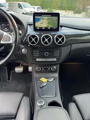 MERCEDES-BENZ B 220 AMG Line 4Matic 7G-DCT