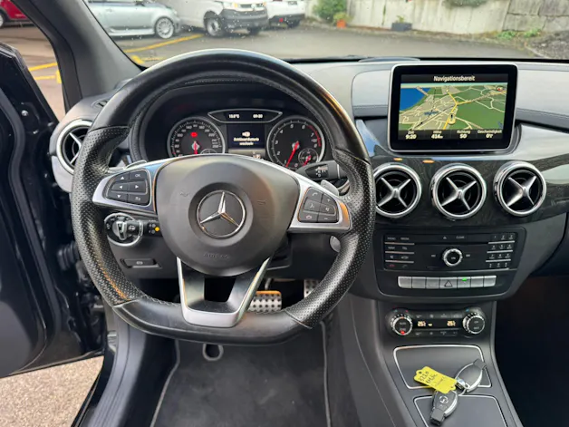 MERCEDES-BENZ B 220 AMG Line 4Matic 7G-DCT