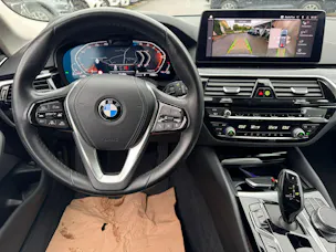BMW 520d xDrive 48V Touring Steptronic