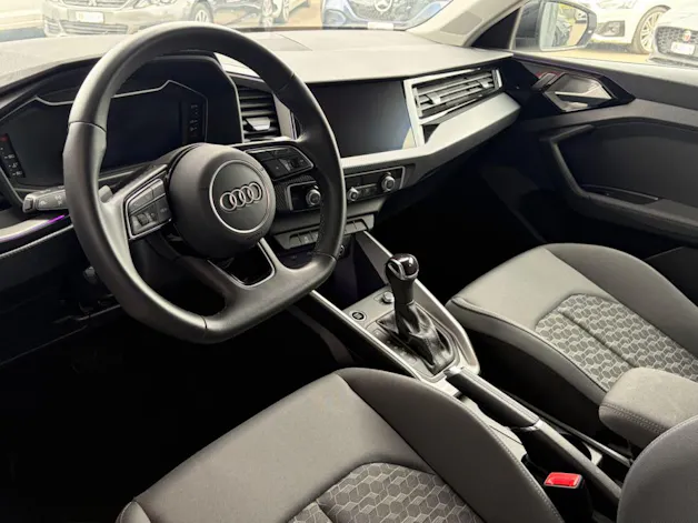 AUDI A1 Sportback 30 TFSi S Line Black Edition