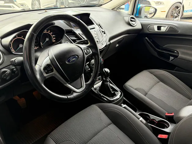 FORD Fiesta 1.0 SCTi Titanium