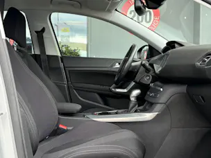 PEUGEOT 308 1.2 THP Allure Automatic