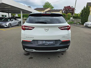 OPEL Grandland X 1.6 Hybrid4 Ultimate Automatik