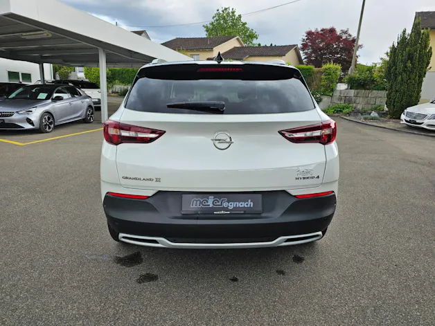 OPEL Grandland X 1.6 Hybrid4 Ultimate Automatik