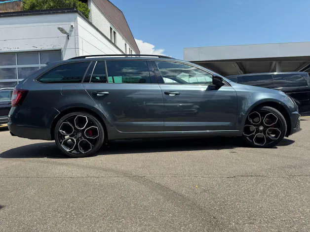 SKODA Octavia Combi 2.0 TDI RS 4x4 DSG