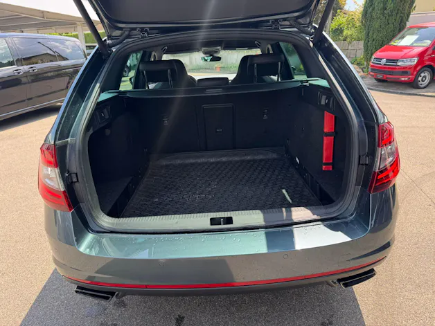 SKODA Octavia Combi 2.0 TDI RS 4x4 DSG