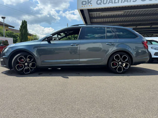 SKODA Octavia Combi 2.0 TDI RS 4x4 DSG