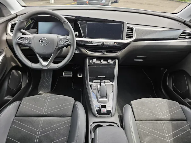 OPEL Grandland 1.6 Hybrid GS Line Automatik