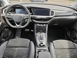 OPEL Grandland 1.6 Hybrid GS Line Automatik