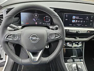 OPEL Grandland 1.6 Hybrid GS Line Automatik