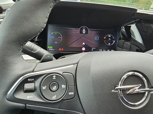 OPEL Grandland 1.6 Hybrid GS Line Automatik