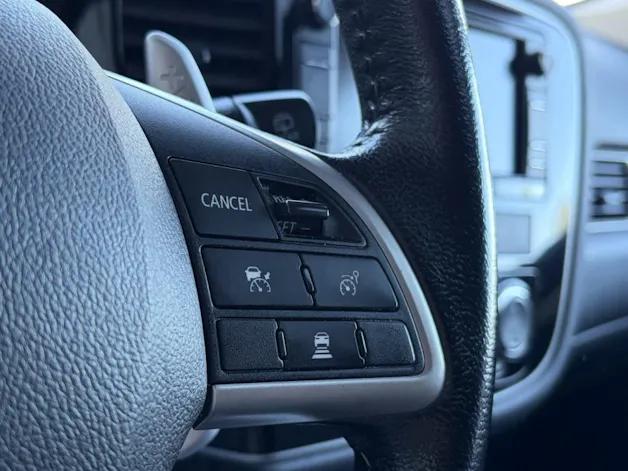 Mitsubishi Outlander 2.0 PHEV Intense
