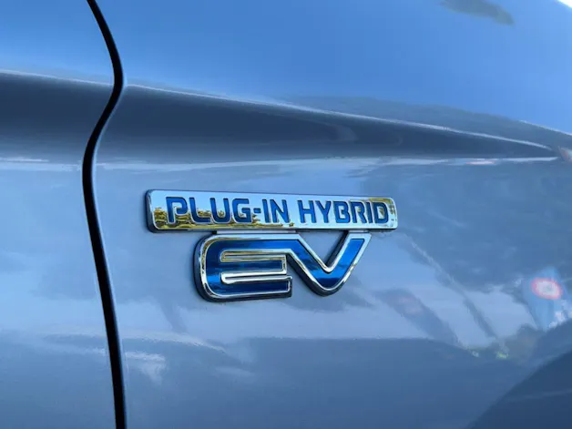 Mitsubishi Outlander 2.0 PHEV Intense