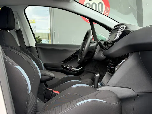 PEUGEOT 208 1.6 VTI Allure Automatik