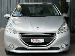 PEUGEOT 208 1.6 VTI Allure Automatik
