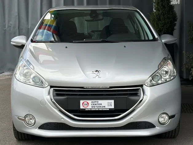 PEUGEOT 208 1.6 VTI Allure Automatik