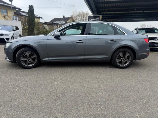 AUDI A4 Limousine 2.0 TFSI Sport S-tronic