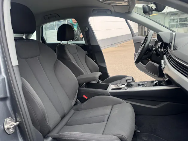 AUDI A4 Limousine 2.0 TFSI Sport S-tronic