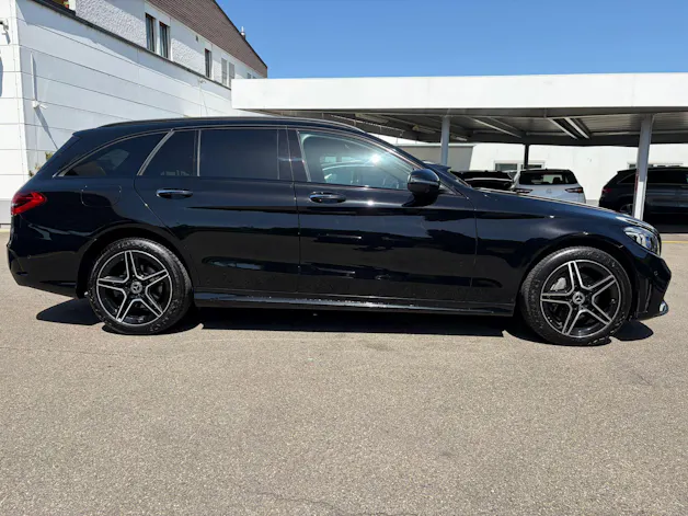 MERCEDES-BENZ C 220 d Swiss Star AMG Line 4M 9G-Tronic