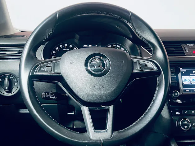 SKODA Octavia Combi 2.0 TDI Style DSG