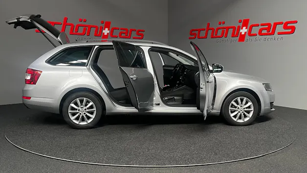 SKODA Octavia Combi 2.0 TDI Style DSG