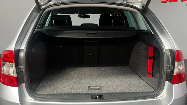 SKODA Octavia Combi 2.0 TDI Style DSG
