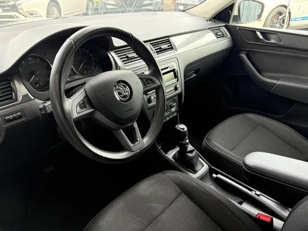SKODA Rapid Spaceback 1.2 TSi Ambition