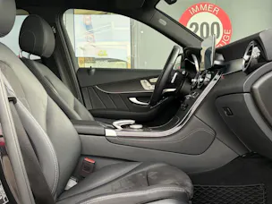 MERCEDES-BENZ GLC 300 4Matic AMG Line 9G-Tronic