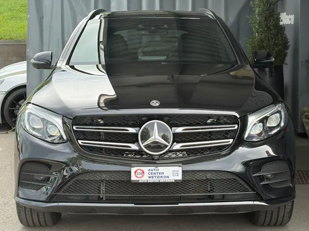 MERCEDES-BENZ GLC 300 4Matic AMG Line 9G-Tronic