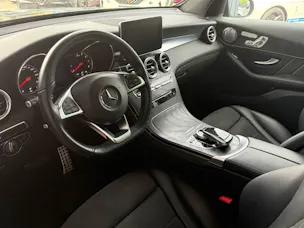 MERCEDES-BENZ GLC 300 4Matic AMG Line 9G-Tronic