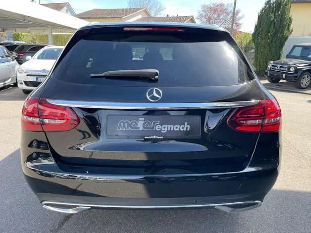 MERCEDES-BENZ C 200 Swiss Star Avantgarde 4M 9G-Tronic