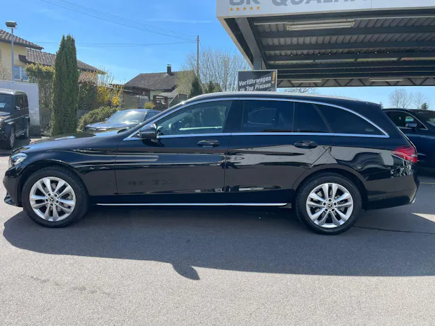 MERCEDES-BENZ C 200 Swiss Star Avantgarde 4M 9G-Tronic