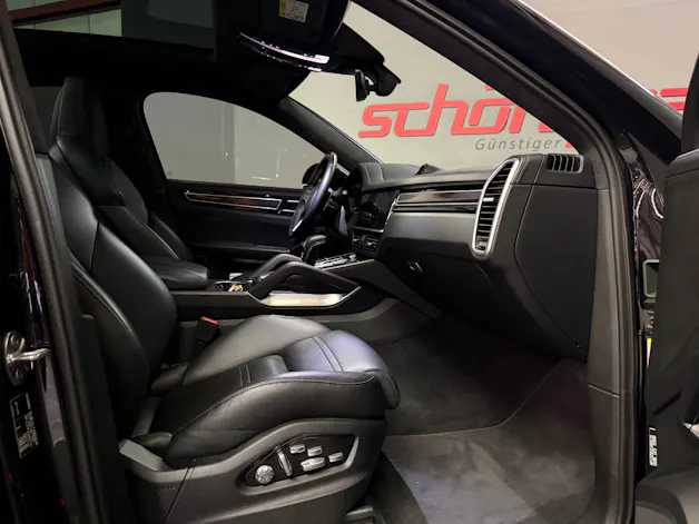 PORSCHE Cayenne Turbo Coupé inkl. Approved