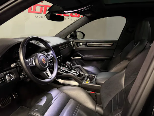 PORSCHE Cayenne Turbo Coupé inkl. Approved