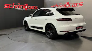 PORSCHE Macan GTS PDK