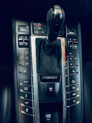 PORSCHE Macan GTS PDK