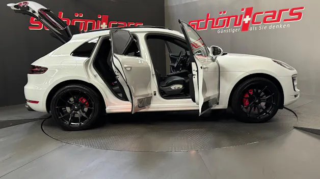 PORSCHE Macan GTS PDK
