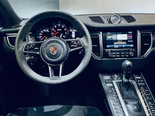 PORSCHE Macan GTS PDK